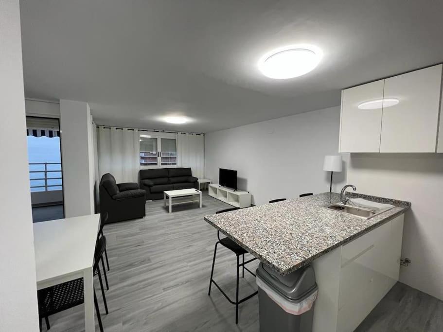 Apartamento Con Vistas Al Mar Alicante Bagian luar foto